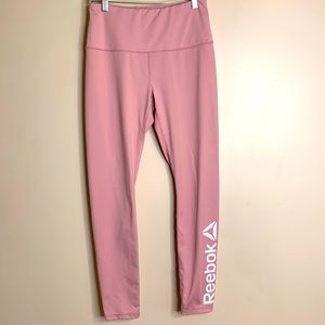Reebok | Pink Work Out Lazy Leggings | Tight Fit | Reebok Wording Side Leg